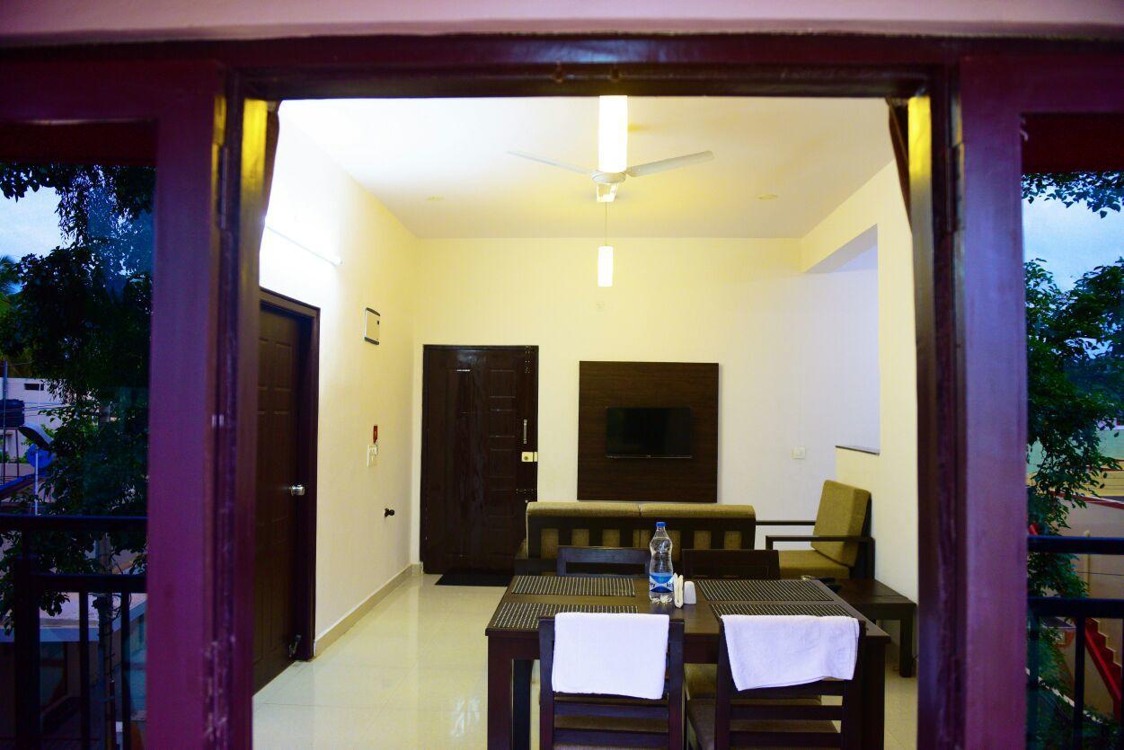 Апарт отель Varsha Enclave- Trinity House Майсур Экстерьер фото