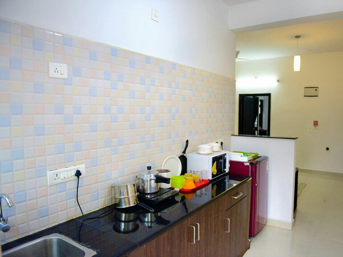 Апарт отель Varsha Enclave- Trinity House Майсур Экстерьер фото