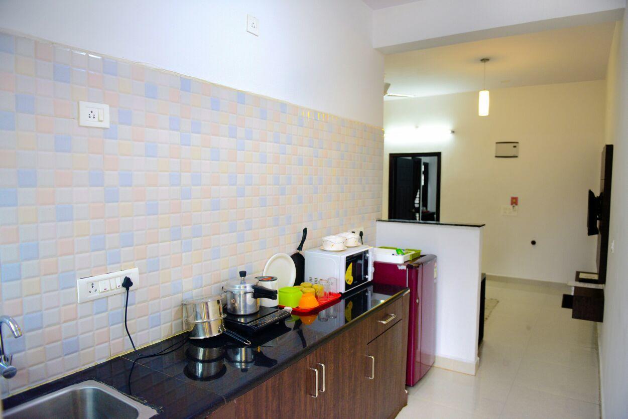 Апарт отель Varsha Enclave- Trinity House Майсур Экстерьер фото
